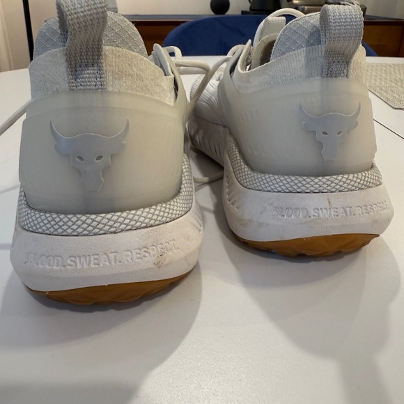 under Armour project rock, white gum, size 10 - Picture 16 of 16